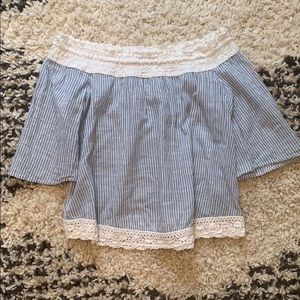 Women’s small aerie blouse